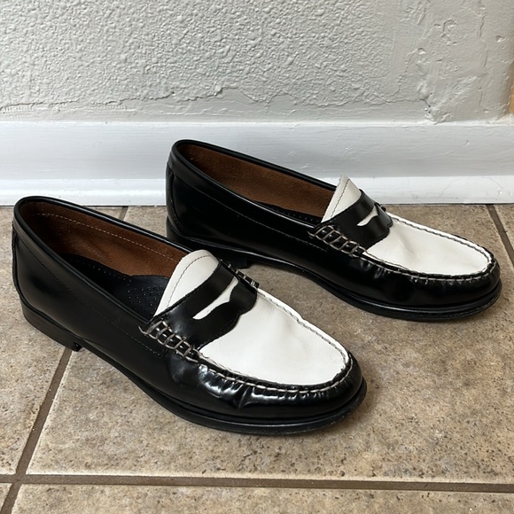G.H. Bass Weejuns black and white loafers - Picture 3 of 7